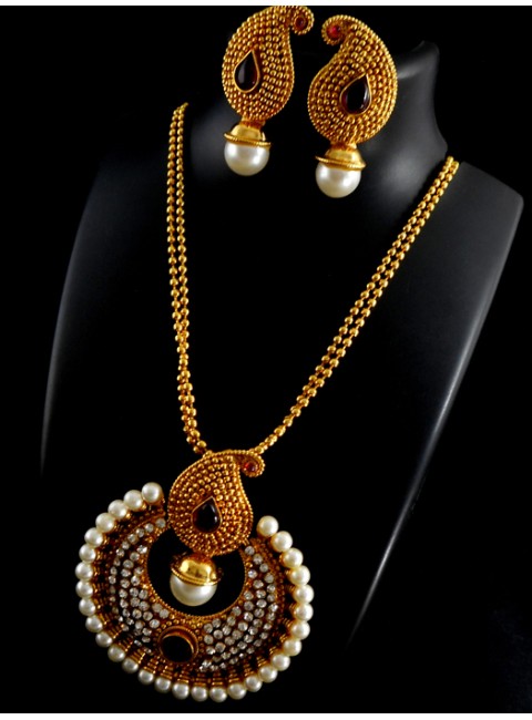 Polki Pendant Set